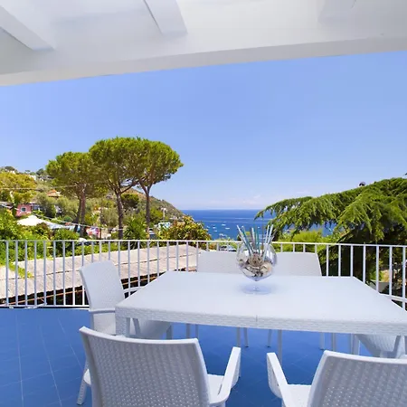 Villa Kalu' With Pool For Up To 16 People