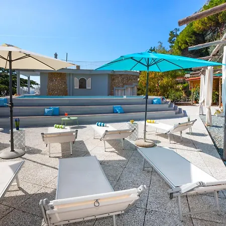 Villa Kalu' With Pool For Up To 16 People Nerano