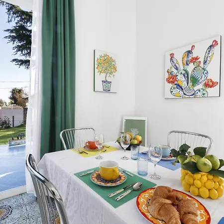 Villa Kalu' With Pool For Up To 16 People Nerano