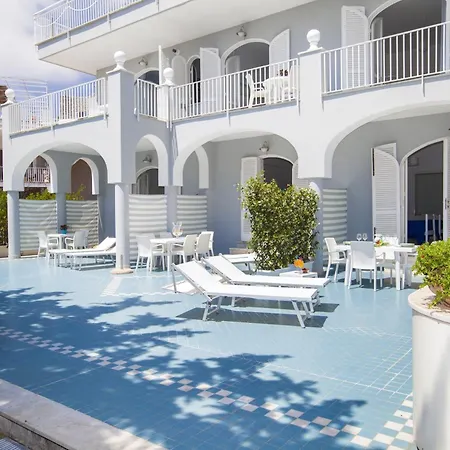 Kalu' With Pool For Up To 16 People Villa